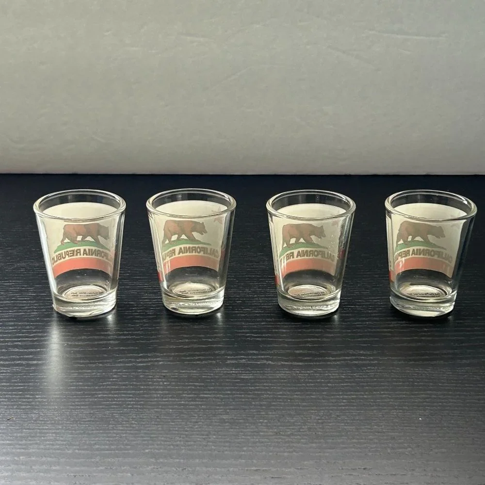 Lot of 4 California Cali Republic Shot Glass Bear Flag Souvenir Decor‎ Gift